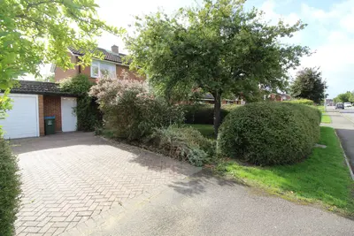 Northumberland Avenue, Aylesbury, HP21 7HJ
