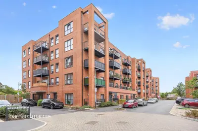 Thimble Crescent, Wallington, SM6
