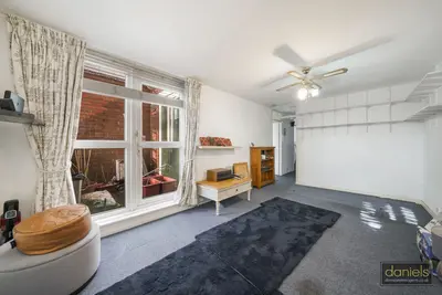 Tollhurst Drive, Queens Park, W10