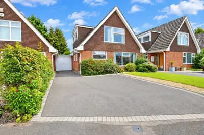 Nursery Close, Hagley, DY9