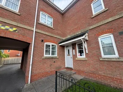 Rumbush Lane, B90