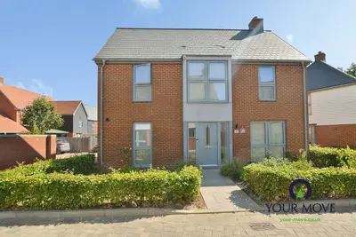 Grasshopper Drive, Kennington, Kent, TN24
