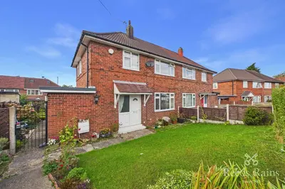 Lanshaw Crescent, Leeds, West Yorkshire, LS10