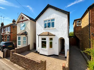 Royal Oak Road, Woking, GU21
