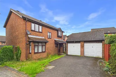 Brampton Close, Wellingborough, Northamptonshire, NN8