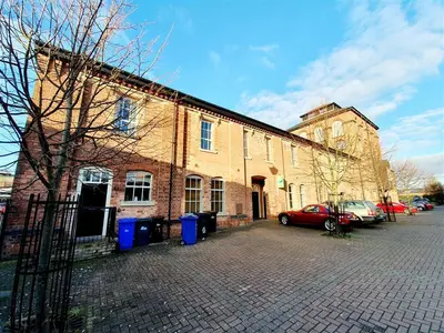 Tiger Court, Burton On Trent, DE14
