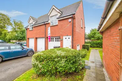 Doe Close, Penylan, CF23