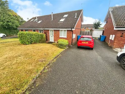 Grasmere Avenue, Perton, Staffordshire, WV6