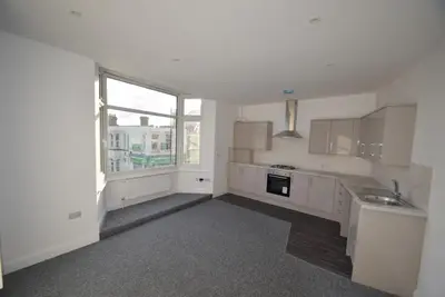2 bedroom Flat for rent