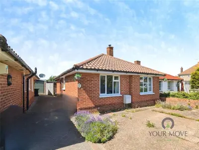 Broad Road, Eastbourne, East Sussex, BN20