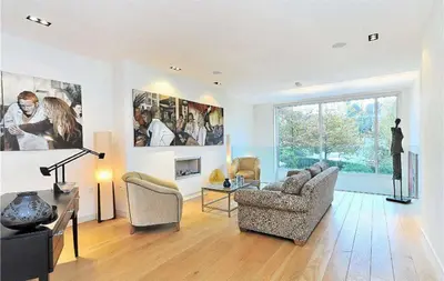 Tercelet Terrace, Hampstead, London, NW3 7LW