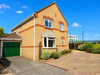 Graysons Close, Rayleigh, SS6