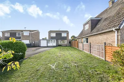 Drapers Close, Warmington, PE8