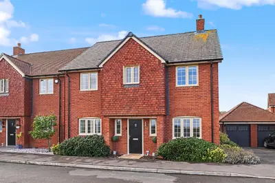 Brandon Close, Aston Clinton, HP22