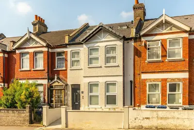 Winchester Street, W3