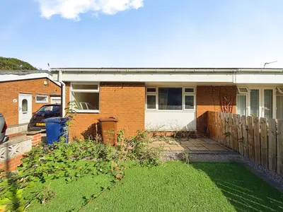 Overton Close, Dumpling Hall, NE15