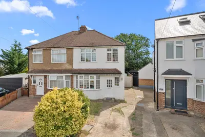Fairfax Close, Walton-On-Thames KT12 2AJ