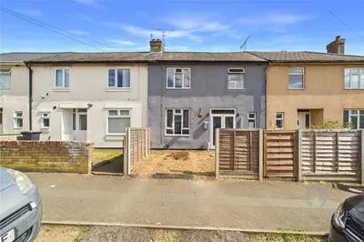 Lindsay Terrace, Abington, Northampton, NN3