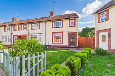 Linden Avenue, Kettering, Northamptonshire, NN15