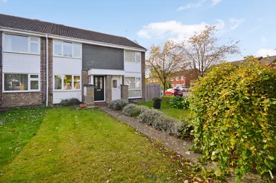 Rothschild Avenue, Aston Clinton, HP22