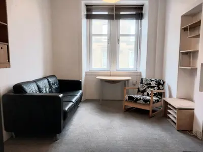 Edina Place, Edinburgh, EH7