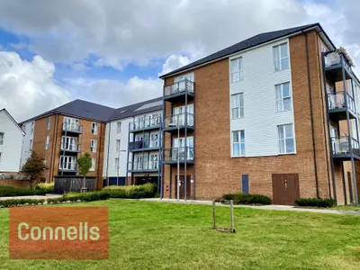 Holmbush Mews, RH12