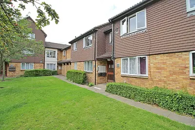 Brendon Close, Harlington, Middlesex, UB3 5NQ