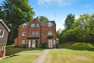 Ravenscroft, Garston