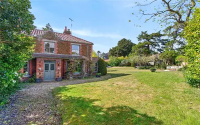 Sugar Lane, Dersingham, King's Lynn, Norfolk, PE31 6HX