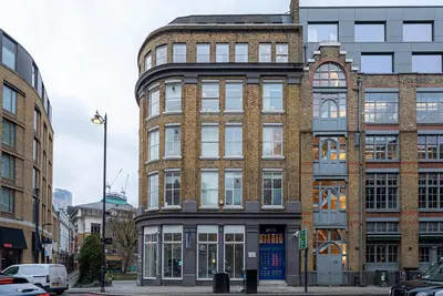 Prime Shoreditch Ec2 Showroom With Excellent Frontage