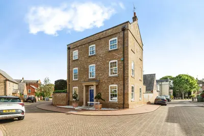 Hambledon Way, Sherfield on Loddon, RG27