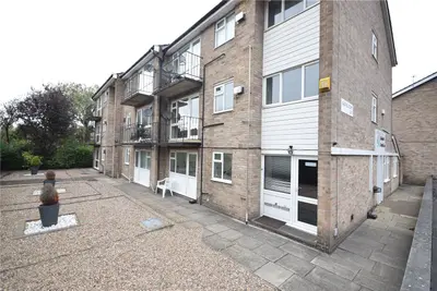 Slaid Hill Court, Leeds, LS17
