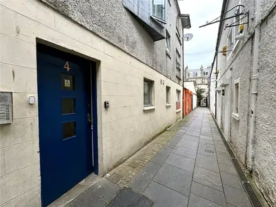 Mealmarket Close, High Street, Highland, IV1