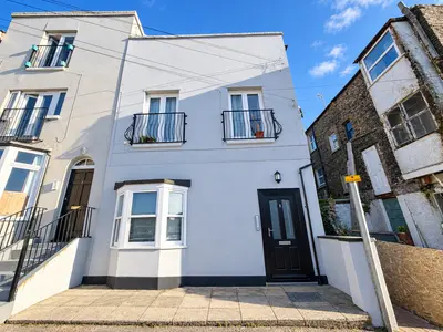 Camden Road, Ramsgate, CT11