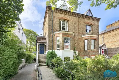 Station Road, Barnet, EN5
