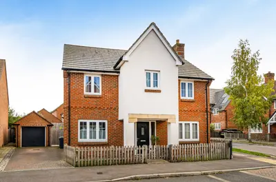 Delamere Gardens, Fair Oak, SO50