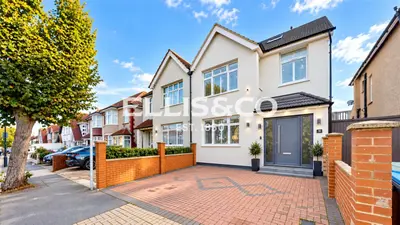 Bowrons Avenue, Wembley, HA0