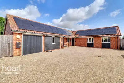 Cavell Close, Bawdsey, IP12