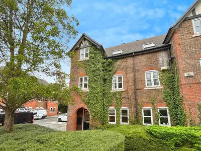 Pencarrow Close, Didsbury, M20