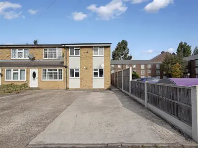 Old Farm Close, Hounslow