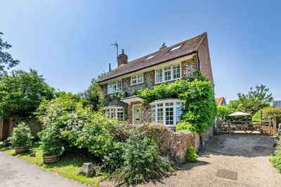 The Street, Rodmell, Lewes, East Sussex, BN7 3HF