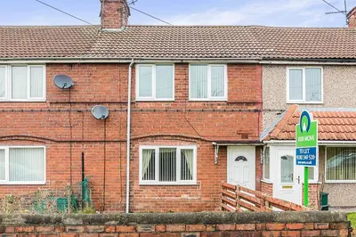 Foljambe Crescent, New Rossington, South Yorkshire, DN11