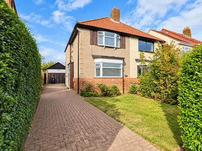 Laughton Road, Northolt, UB5
