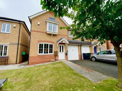 Westbury Court, Longbenton