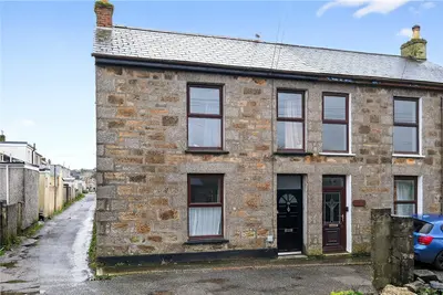Carnarthen Road, Camborne, TR14