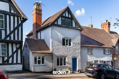 Bear Hill, Alvechurch, B48