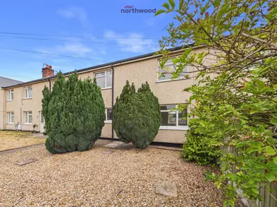 Shones Lane, Llay, LL12