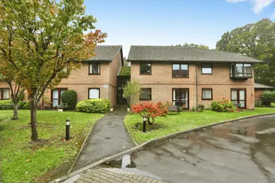 Old Common Gardens, Locks Heath, SO31