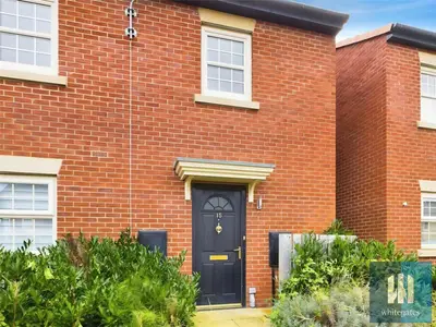 Stoborough Crescent, Pontefract, WF7