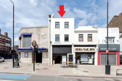 For SaleBalham High Road, London